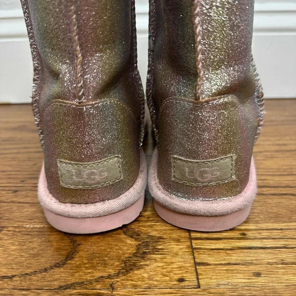 UGG Kids Classic II Glitter Boots Rainbow Pink Kids Size 5 Style 1130784K